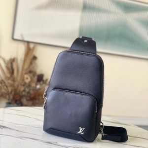 Avenue Shoulder Bag