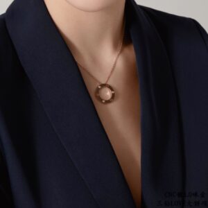 KDY11 Cartier LOVE Necklace with Three Diamonds (Large Disc)
