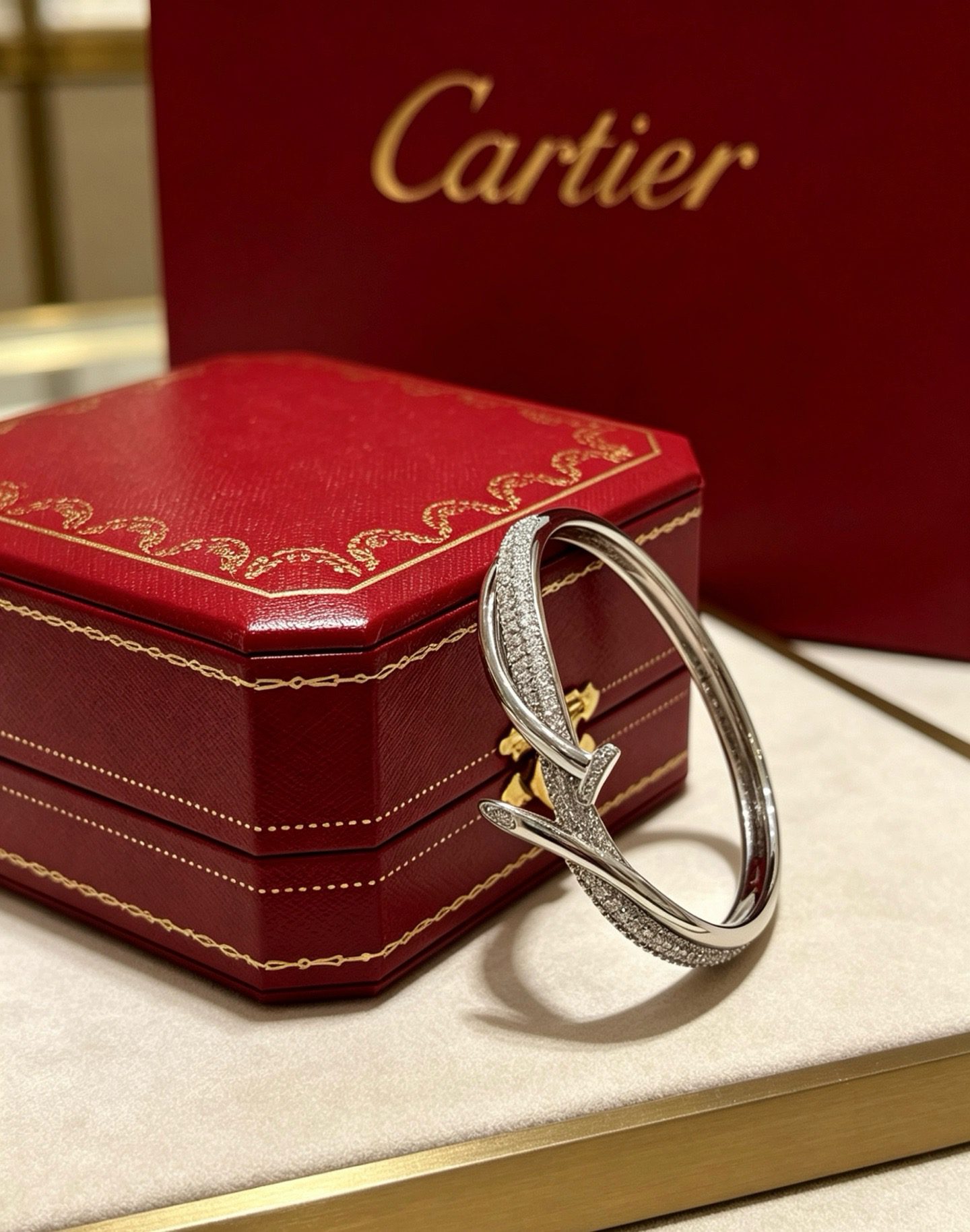 KDY15 Cartier Bracelet and Bangle Collection – V-Gold Material - Image 5