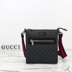 GG Black small messenger bag