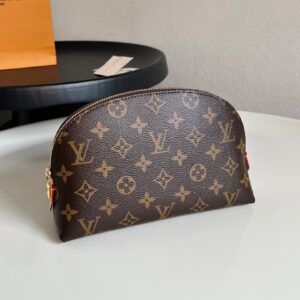 LV Cosmetic Pouch MM