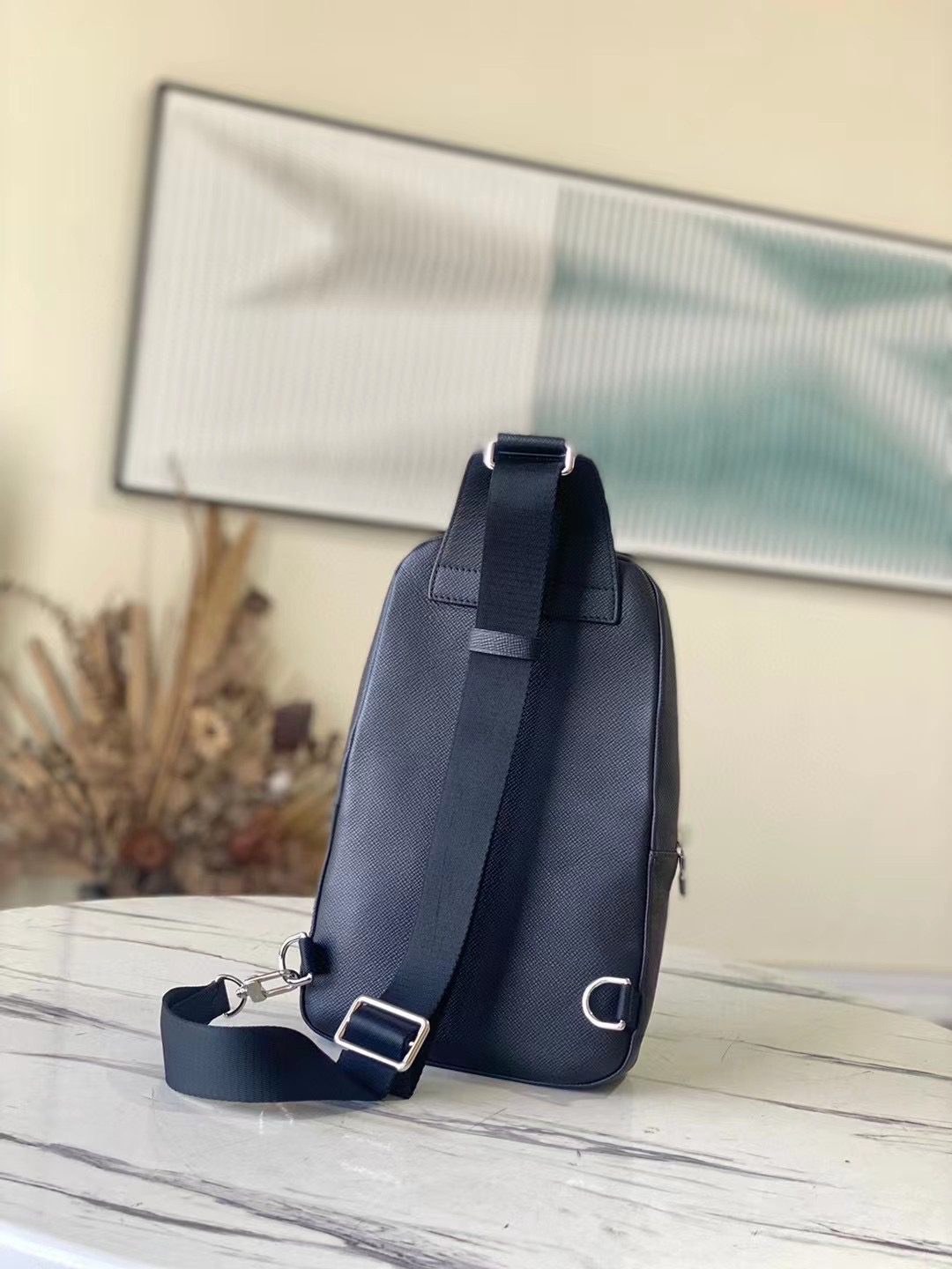 Avenue Shoulder Bag - Image 3