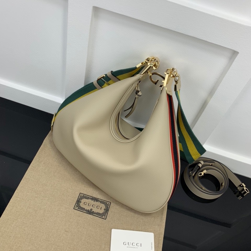 Attache - Image 7