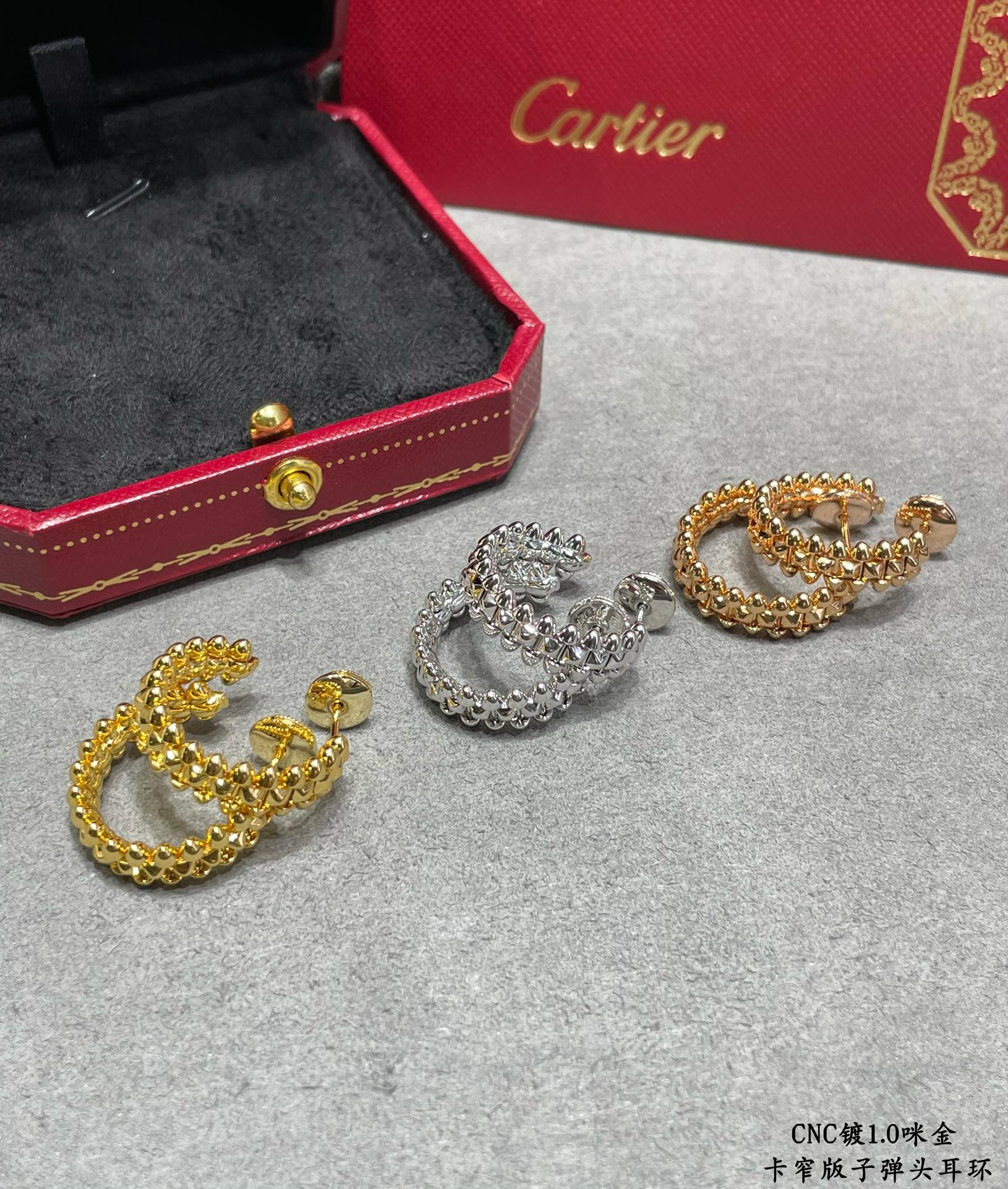 KDY18 Cartier narrow-width stud earrings - Image 2