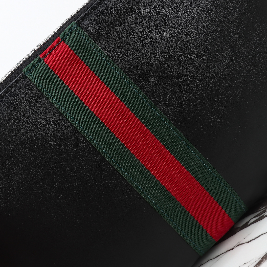 Web Trademark medium pouch - Image 3