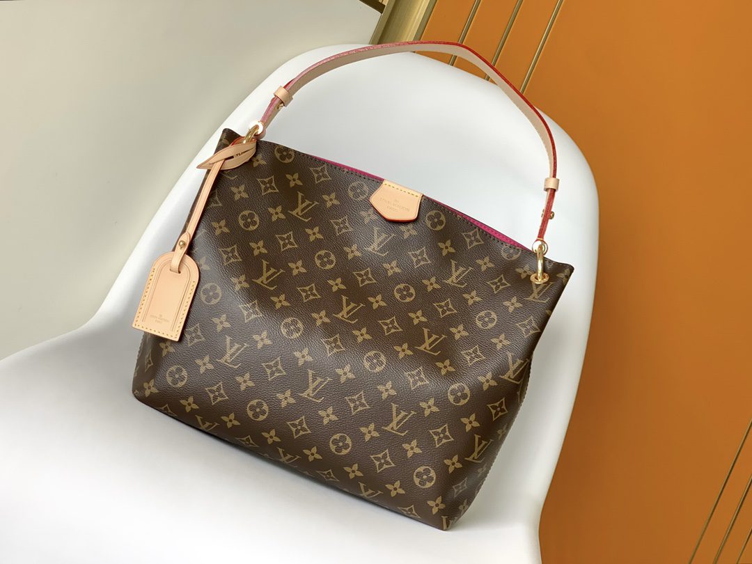 LV Graceful PM MM - Image 3