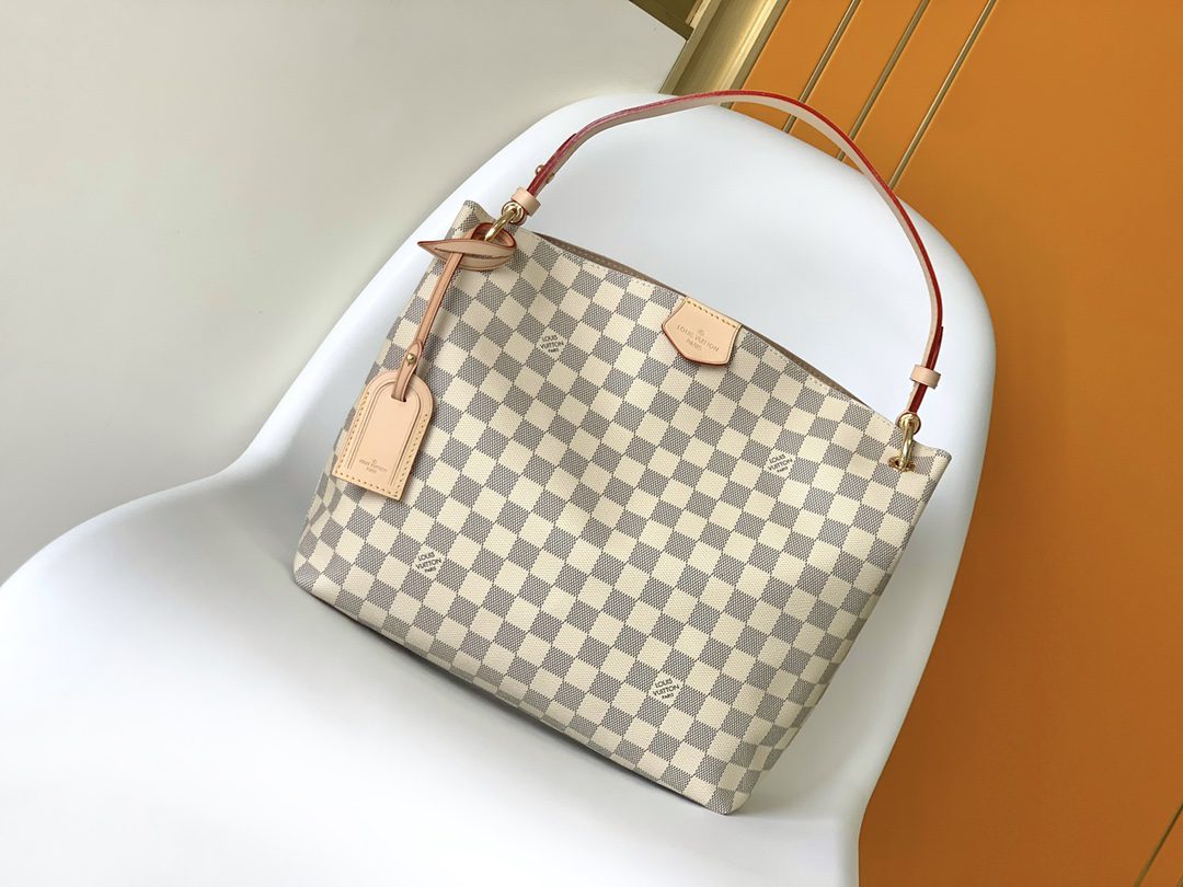 LV Graceful PM MM - Image 6