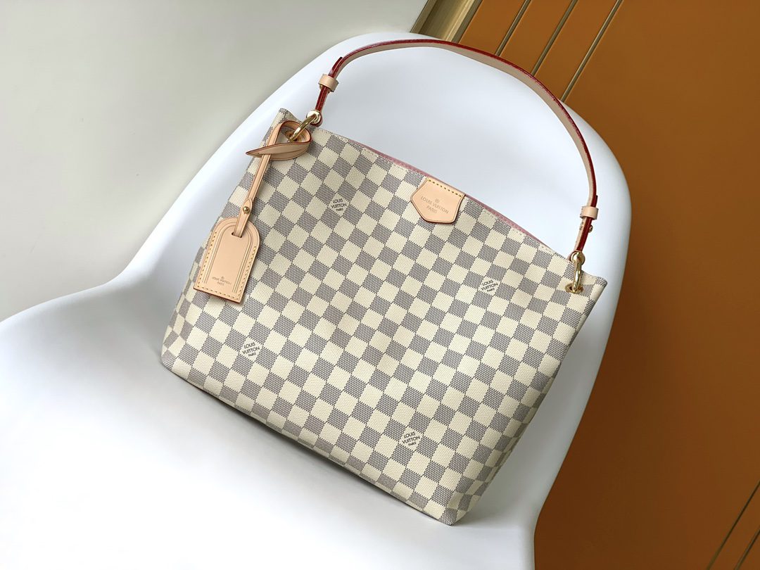 LV Graceful PM MM - Image 7