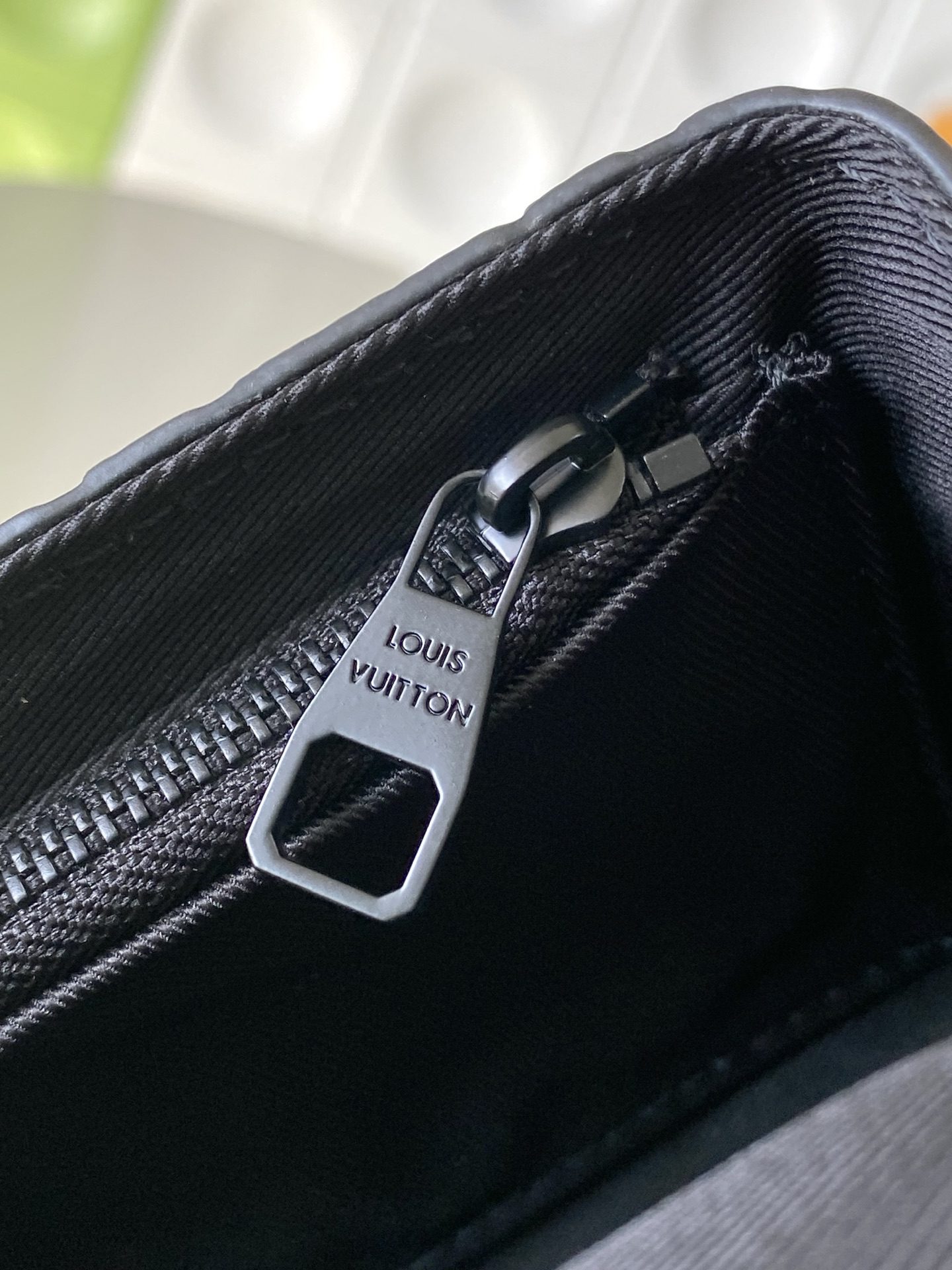 LV Steamer - Image 9