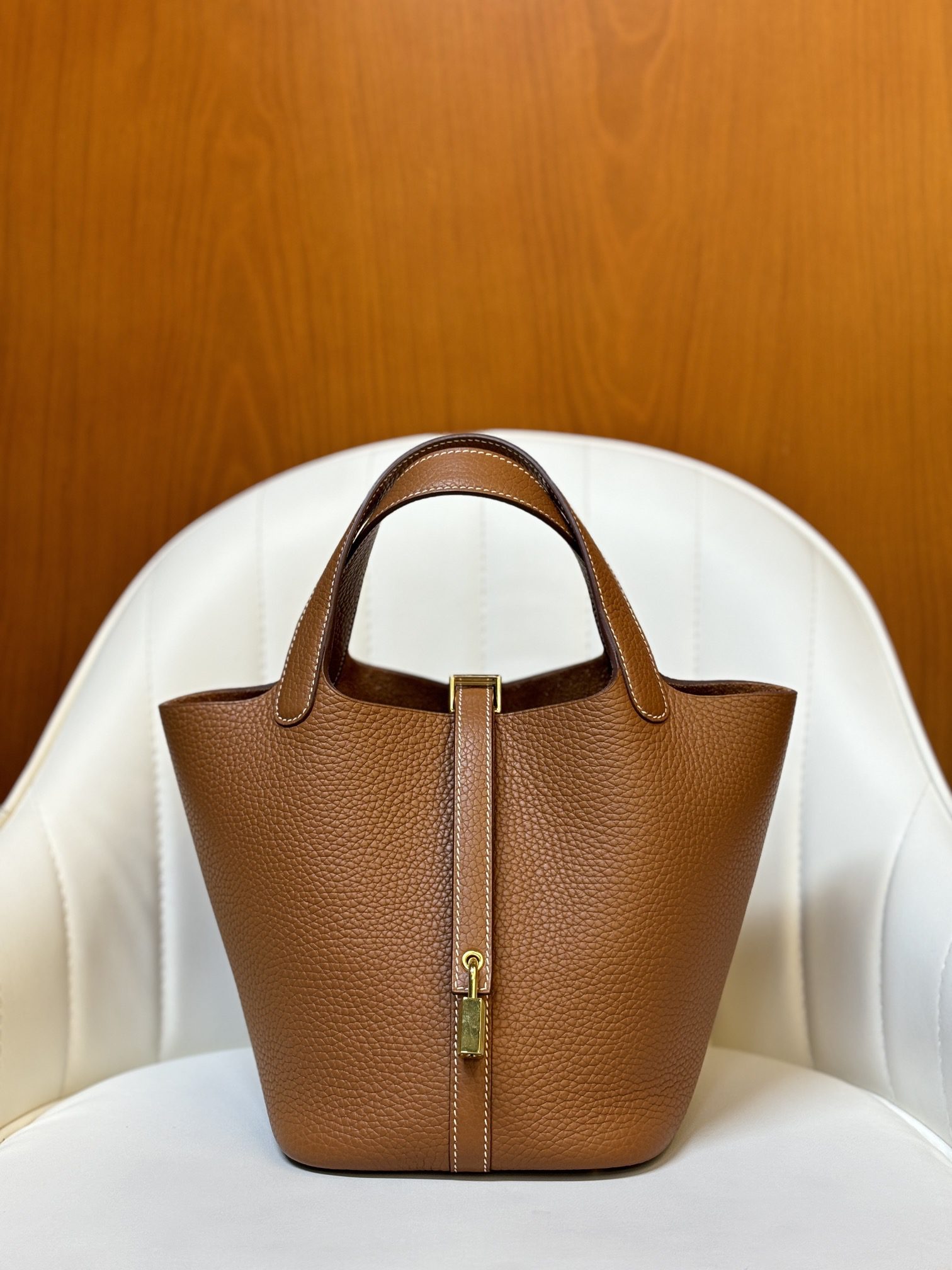 Hermès Picotin 18 TC Leather Gold Buckle (Contains multiple colors) - Image 4