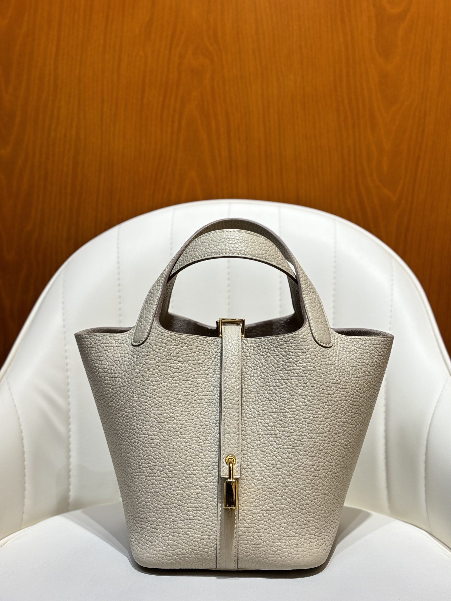 Hermès Picotin 18 TC Leather Gold Buckle (Contains multiple colors) - Image 11