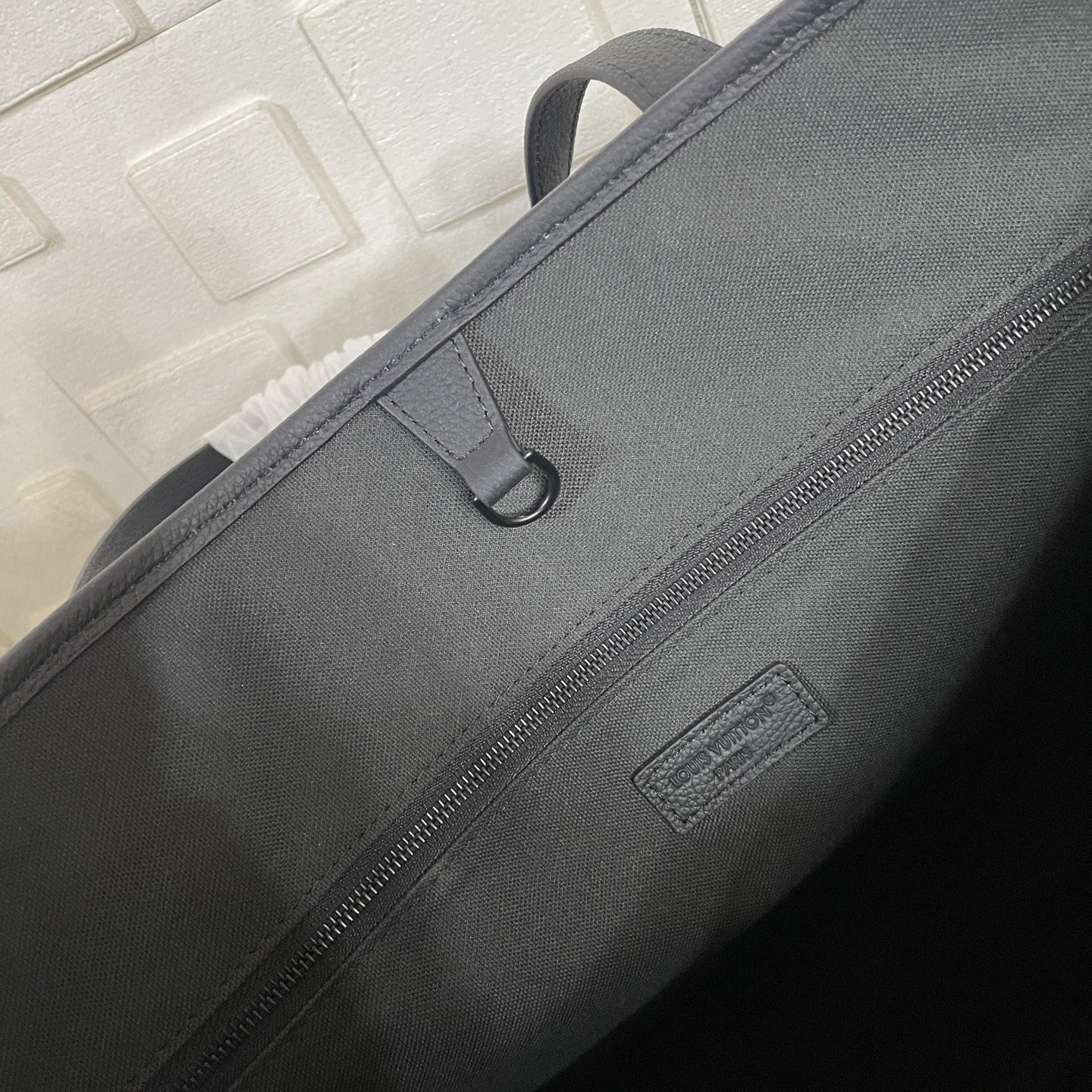 LV Walkaround Tote - Image 10