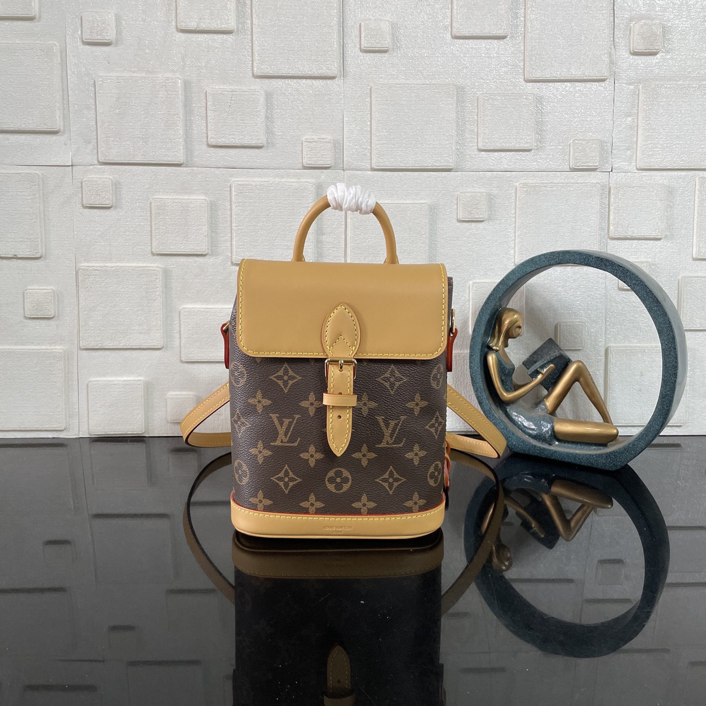 LV Soho Mini - Image 3