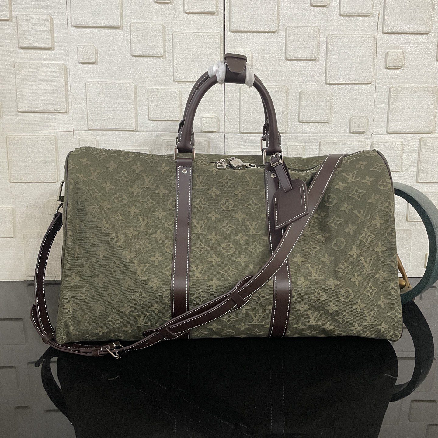 LV Keepall Bandoulière 50 - Image 2