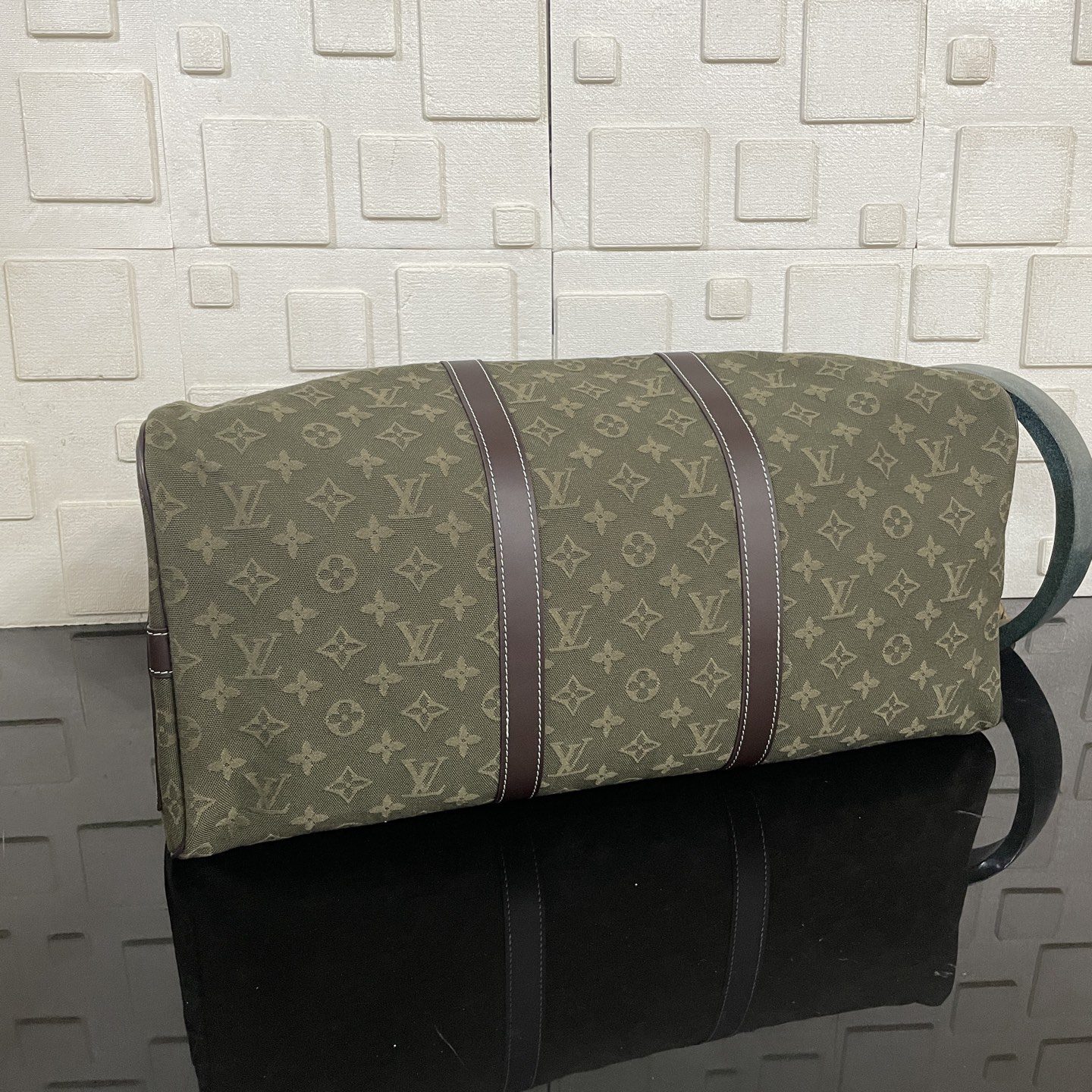 LV Keepall Bandoulière 50 - Image 5