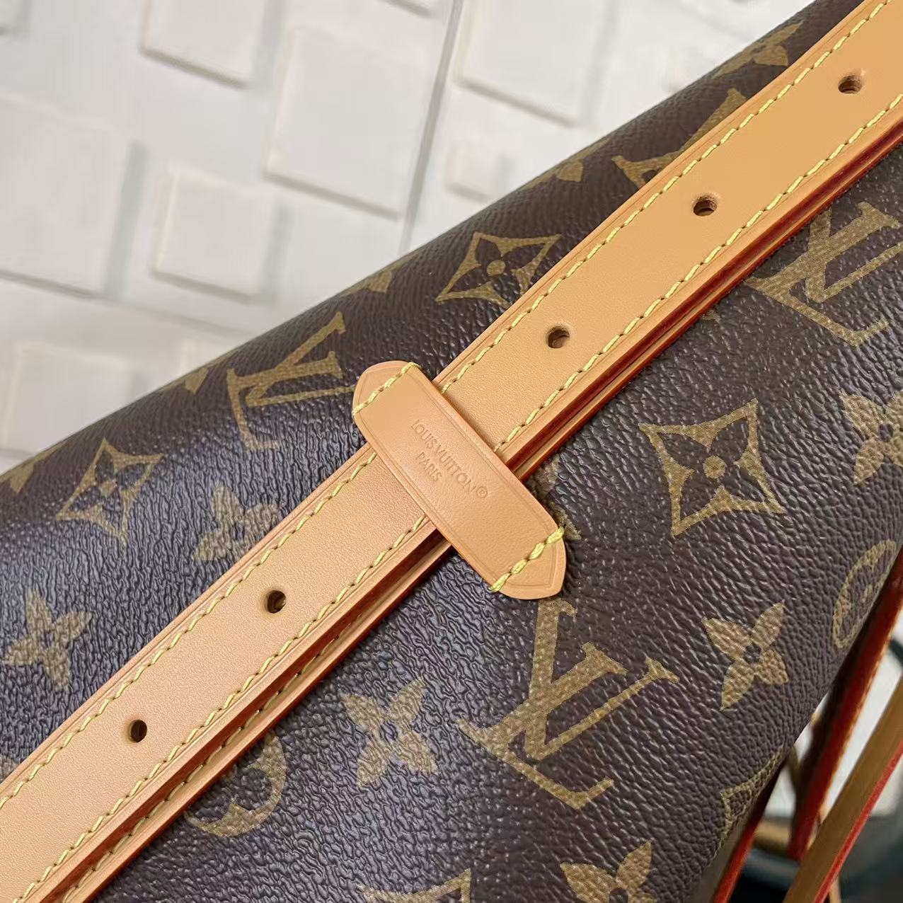 LV CarryAll Travel - Image 7