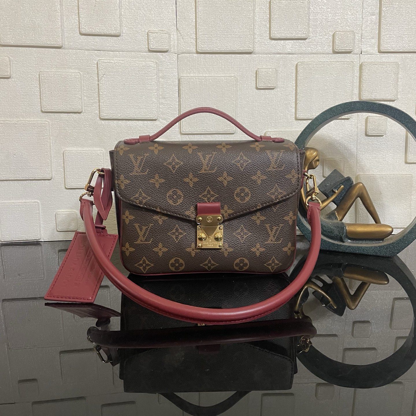 LV Pochette Métis - Image 2