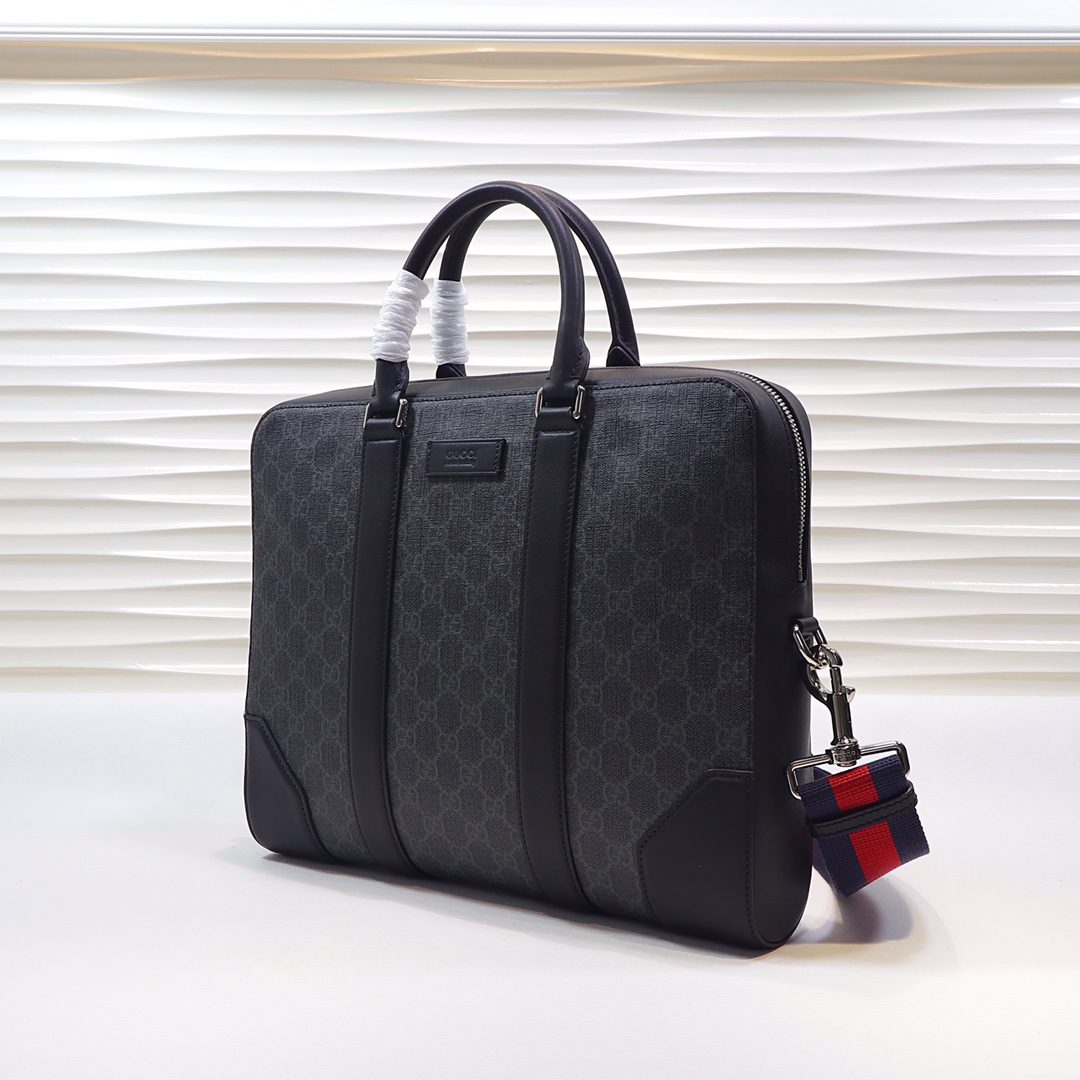 GUCCI Single shoulder crossbody clutch - Image 3