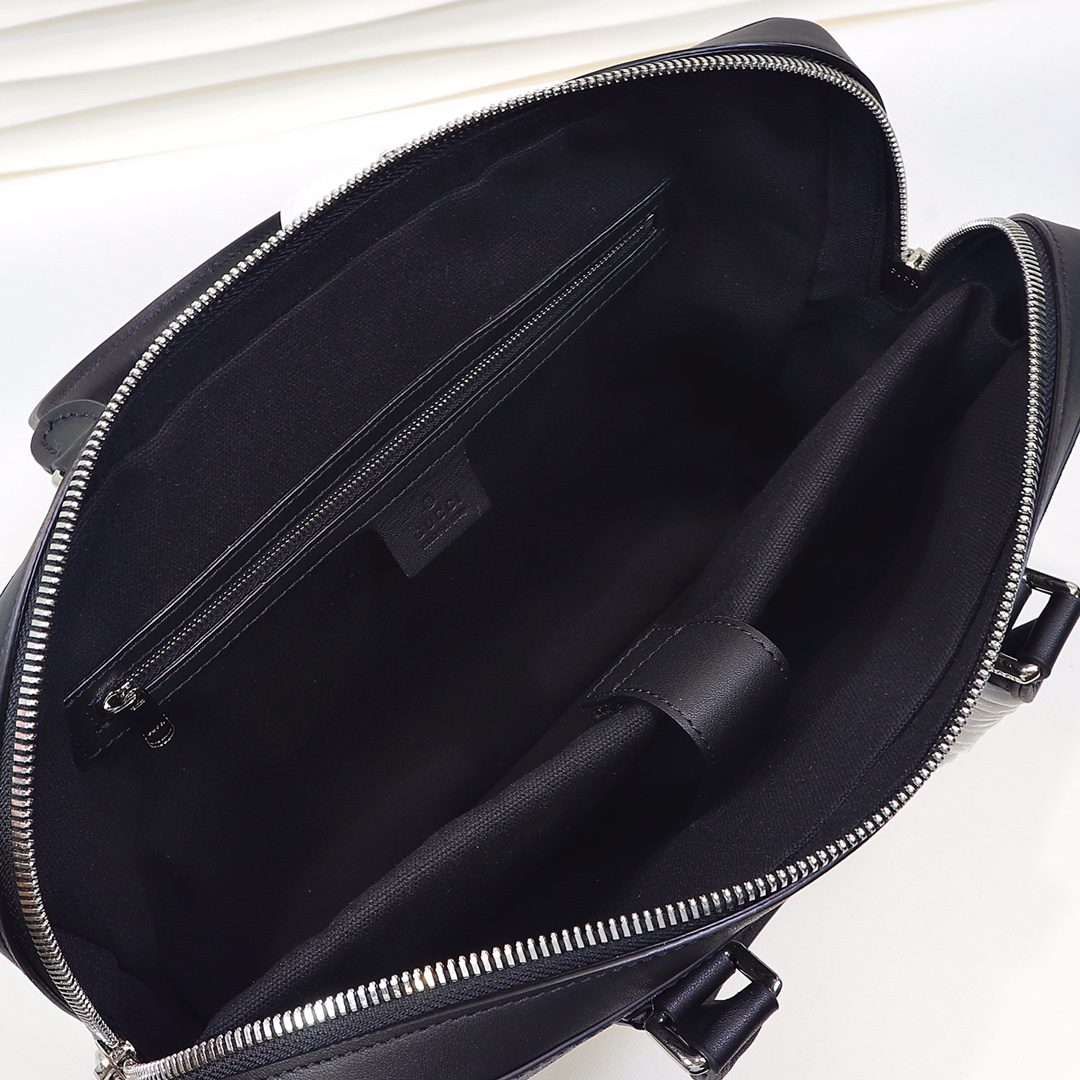 GUCCI Single shoulder crossbody clutch - Image 8